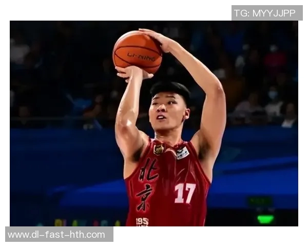 范子铭的成长之路：从篮球新星到职业赛场的奋斗历程与心路历程